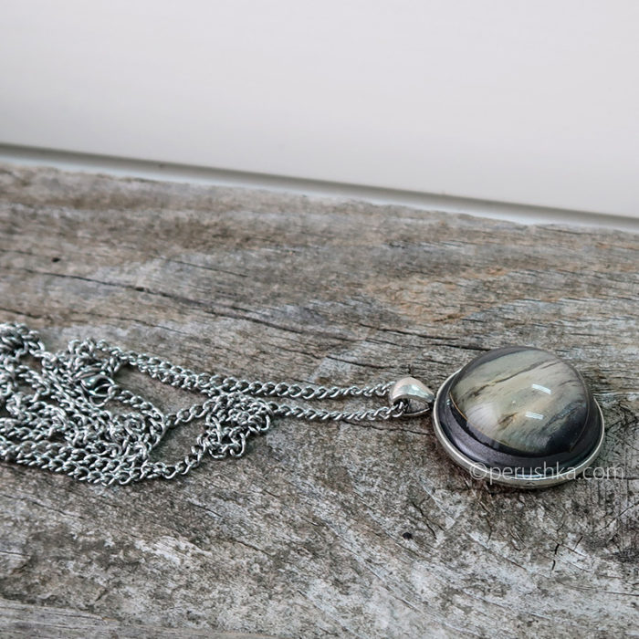 Silver-grey necklace - Image 2