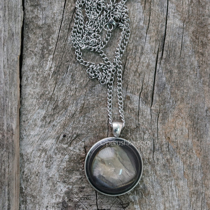 Silver-grey necklace