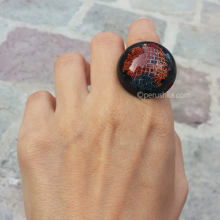 Red, orange, blue beads and wire - Image 5