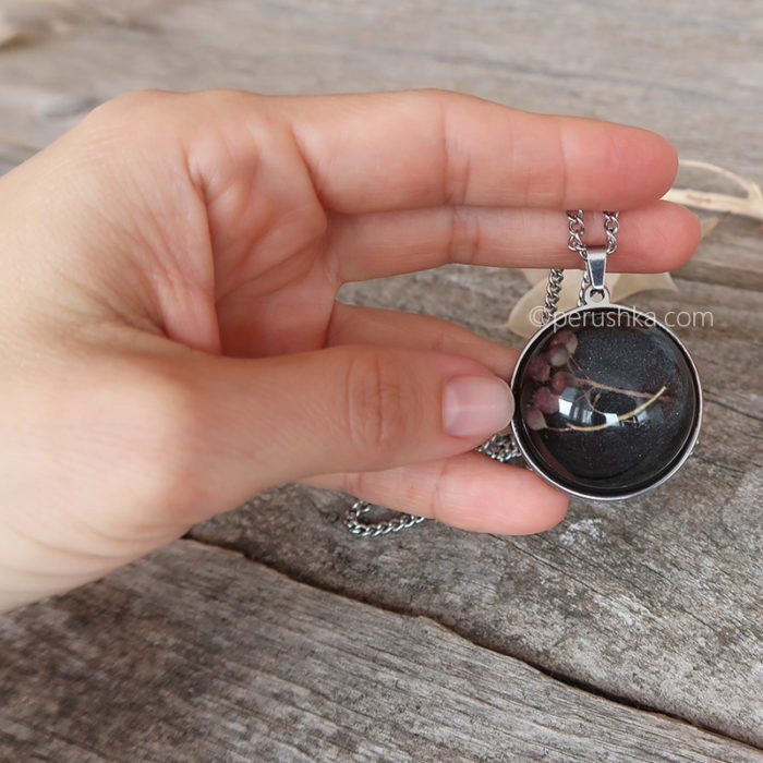 Snowy night necklace - Image 4