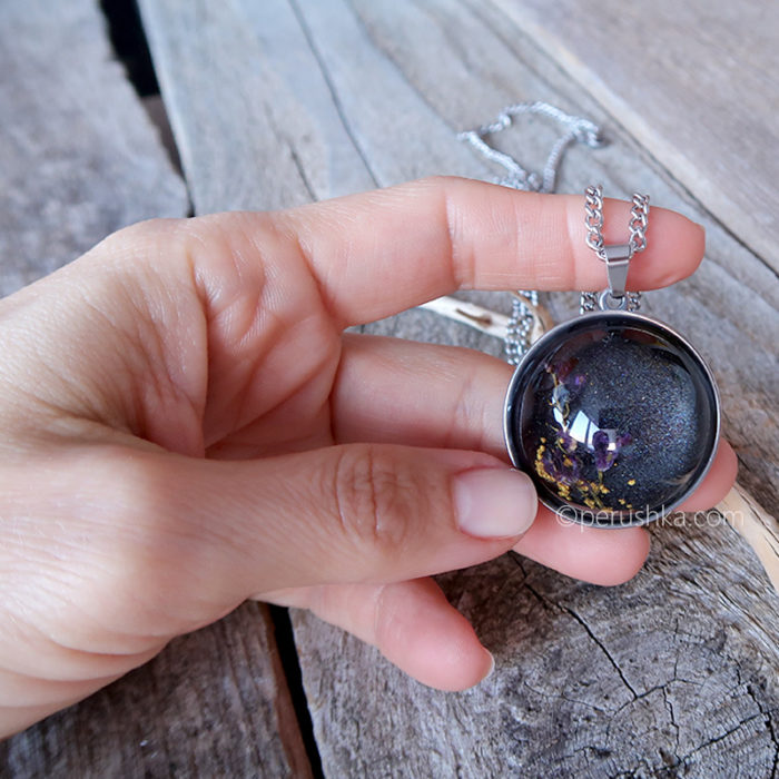Black, purple and gold - Image 3