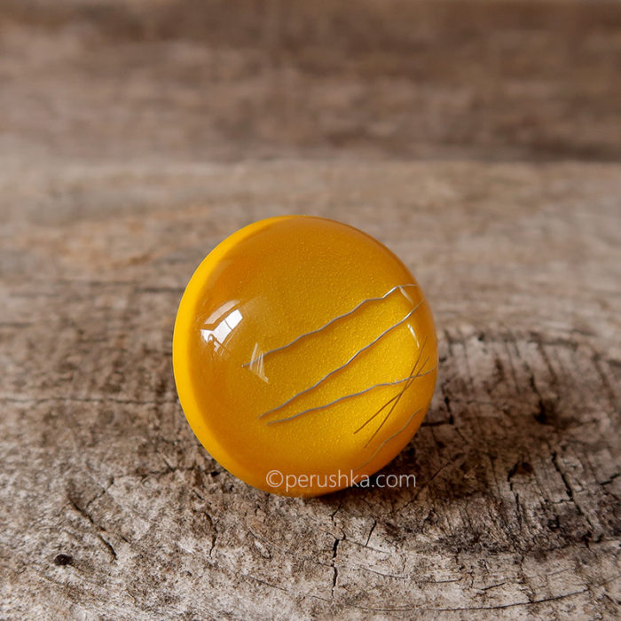 Yellow & wire - Image 2