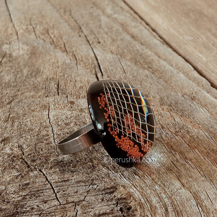 Orange, black & wire - Image 3